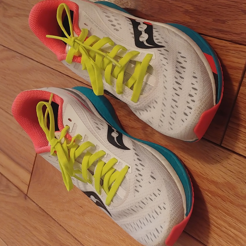 Saucony Endorphin Speed